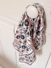 GRAND FOULARD DELHI CAPRI