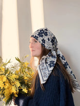 GRAND FOULARD EN LUREX