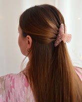 PINCE À CHEVEUX ROSE